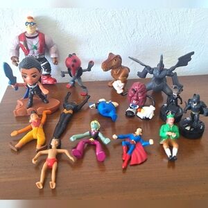 Lof Of 15 Action Figures Toys